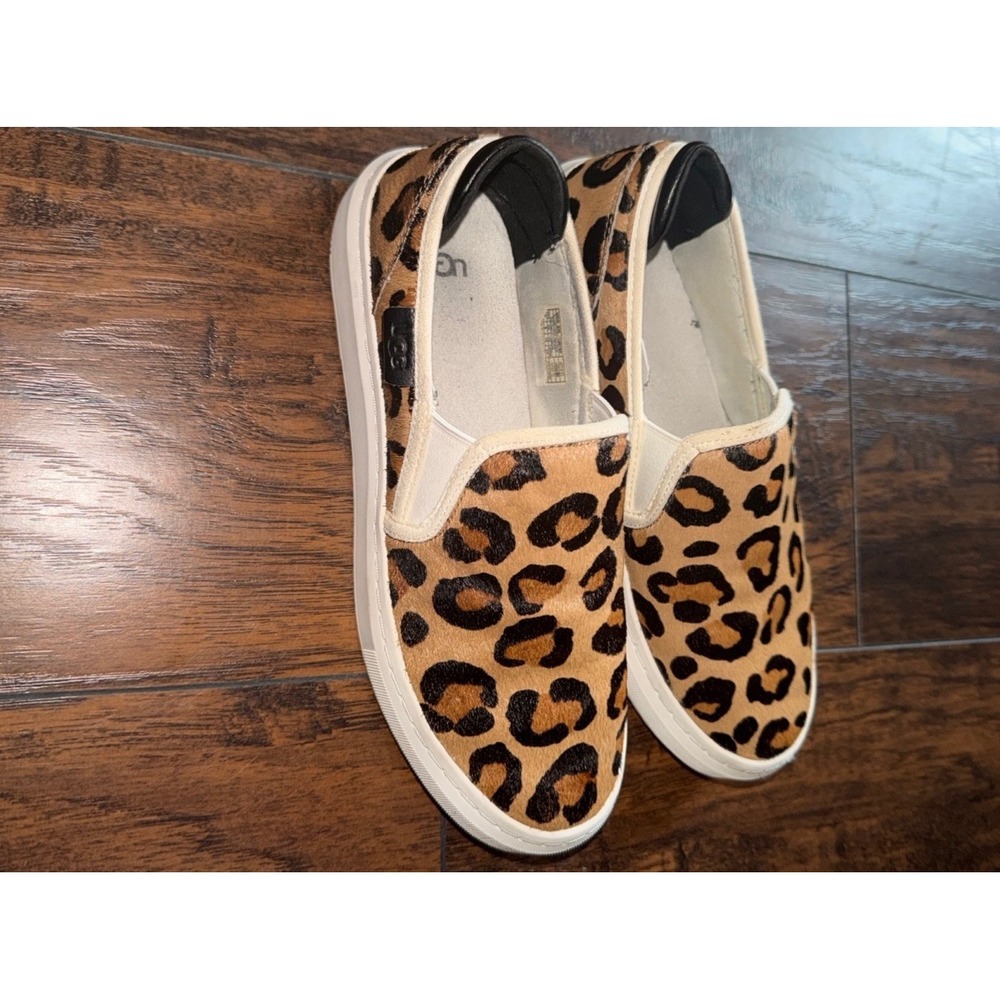 UGG Jass Sneakers Leopard Calf Hair Size 8 Tan Black Animal Print Slip On Flat